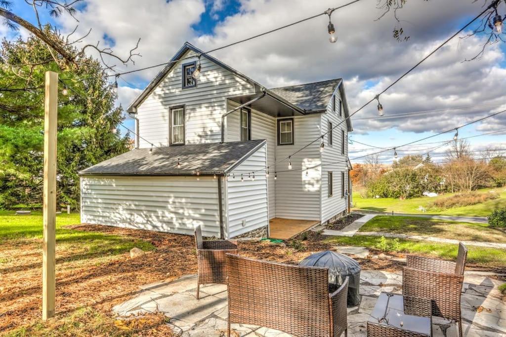 Beautiful Farmhouse Close To Lanc Hershey Etown Mount Joy Exterior foto